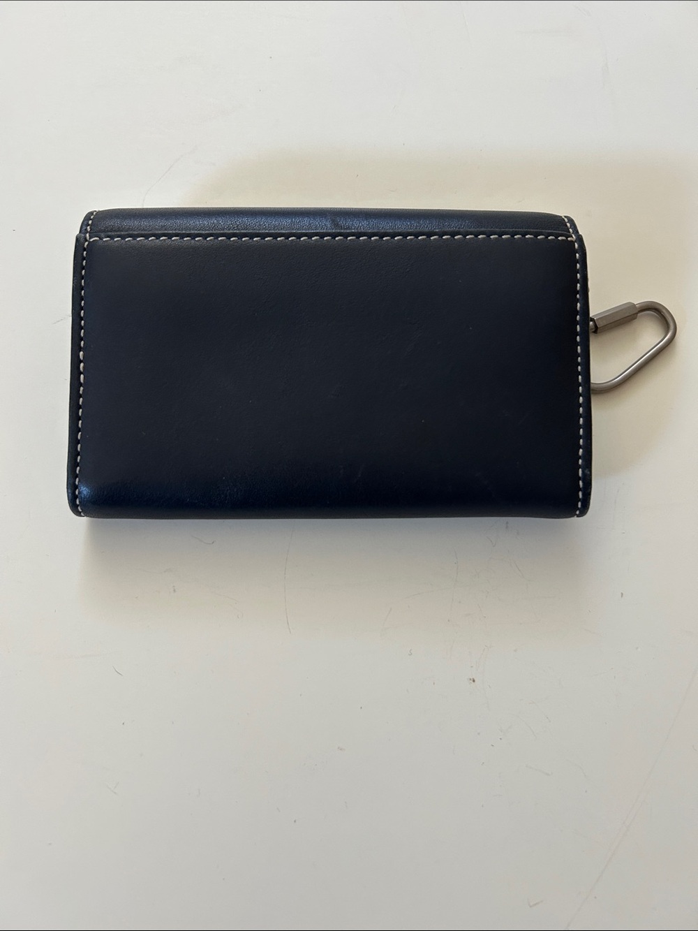 Pre-owned Coach Compact Black Leather wallet with White Stitching and Metal Clip - Picture 2 of 7